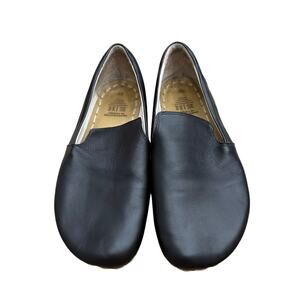 Earthing Harmony black leather barefoot slip-on grounding shoes size 45 M12